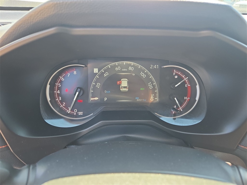 2023 TOYOTA RAV4 - Image 17