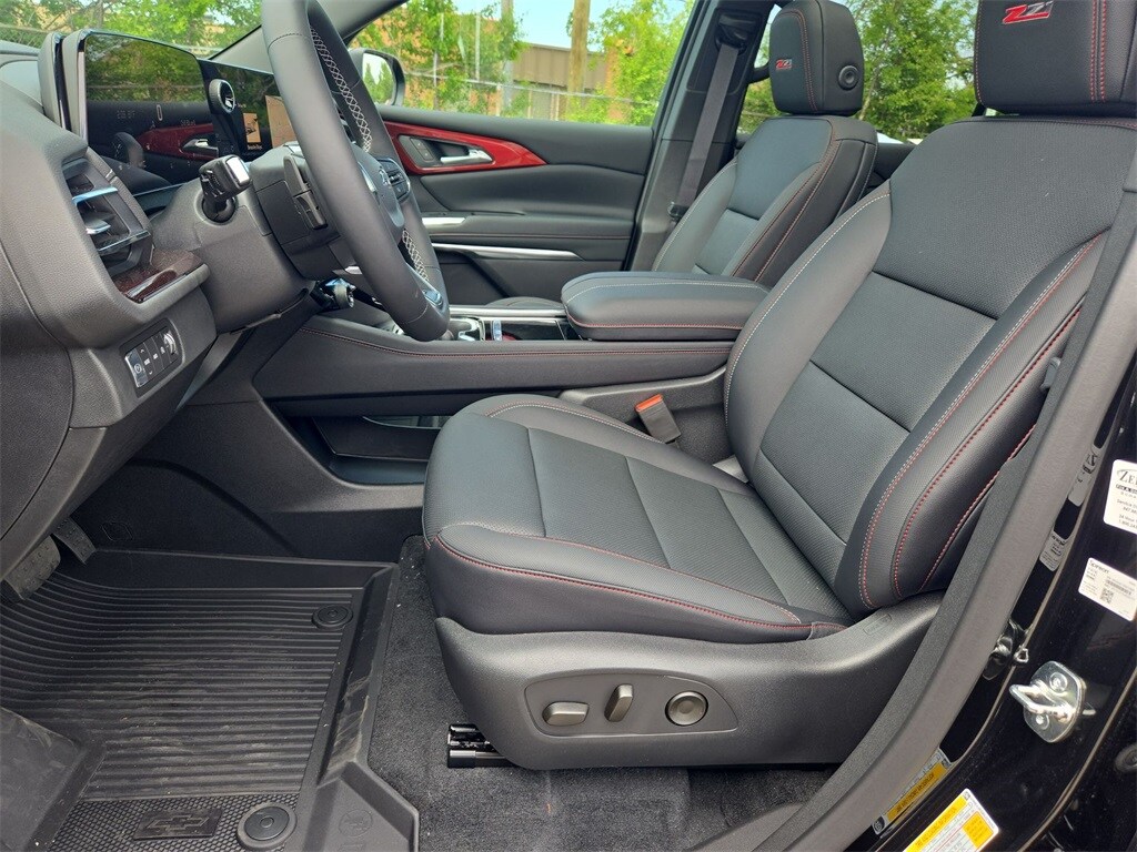 2025 Chevrolet Traverse Z71 - Photo 26