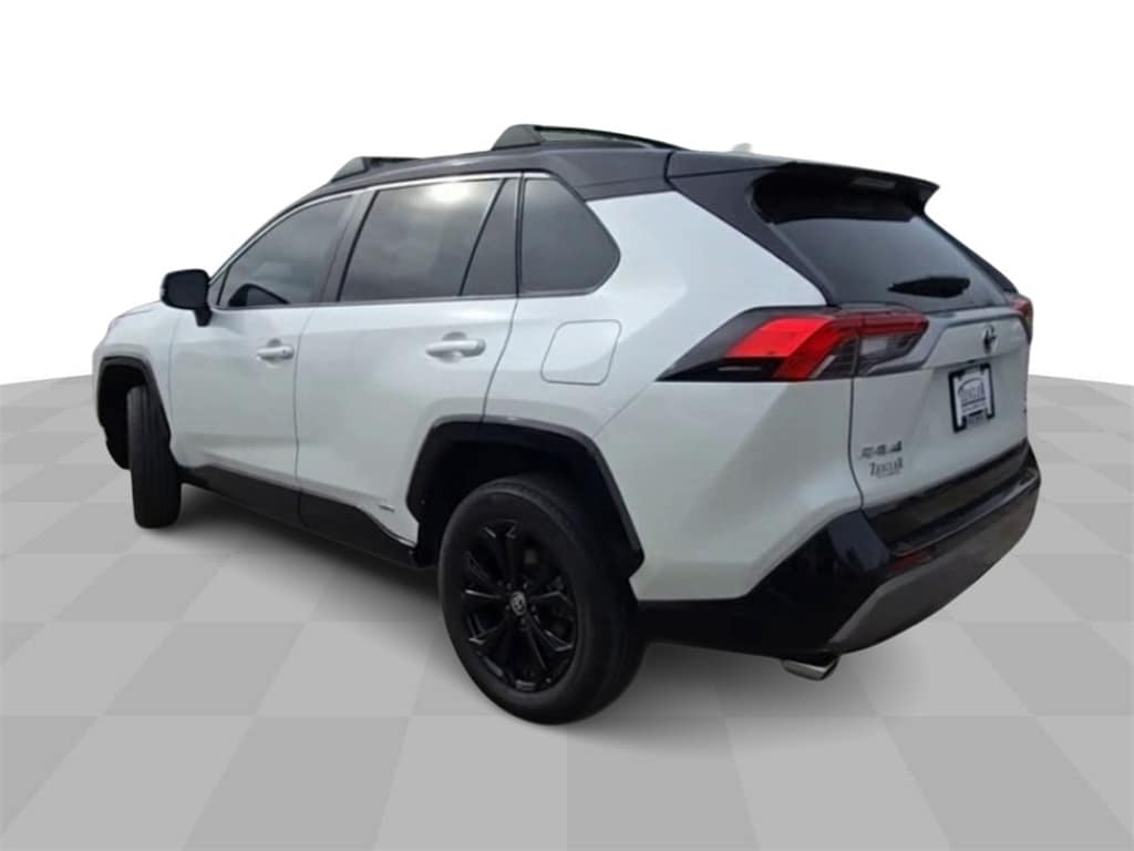 2022 TOYOTA RAV4 - Image 7