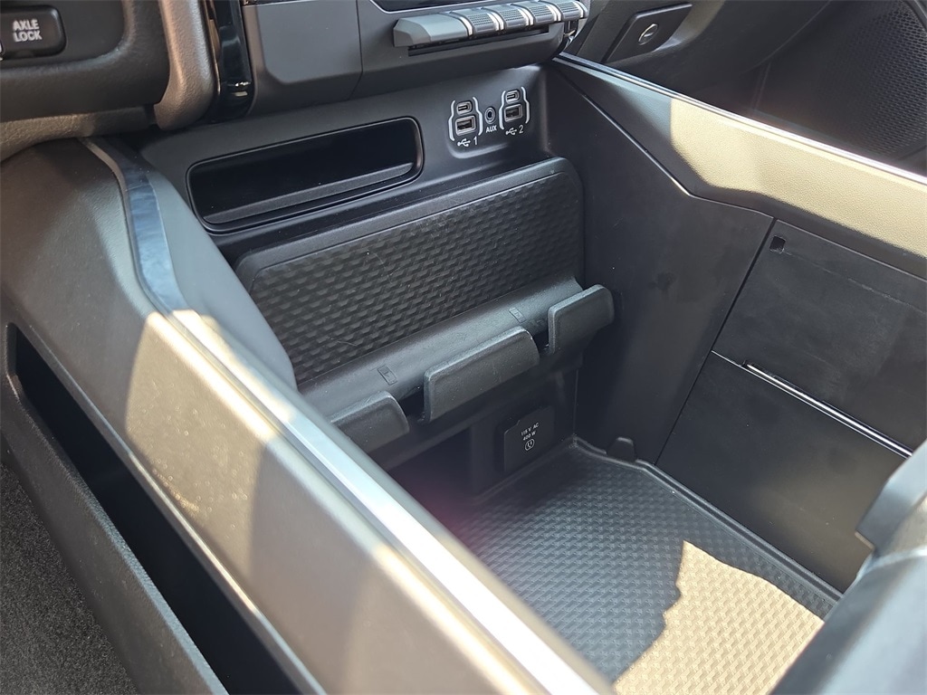 2024 RAM 1500 - Image 41