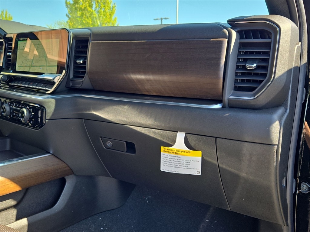 2025 Chevrolet Silverado 2500 HD High Country - Photo 30
