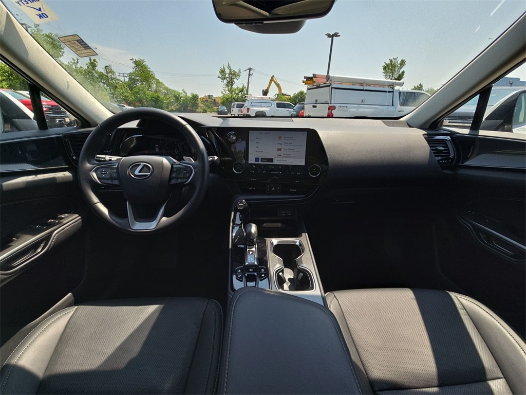 2024 LEXUS NX - Image 10
