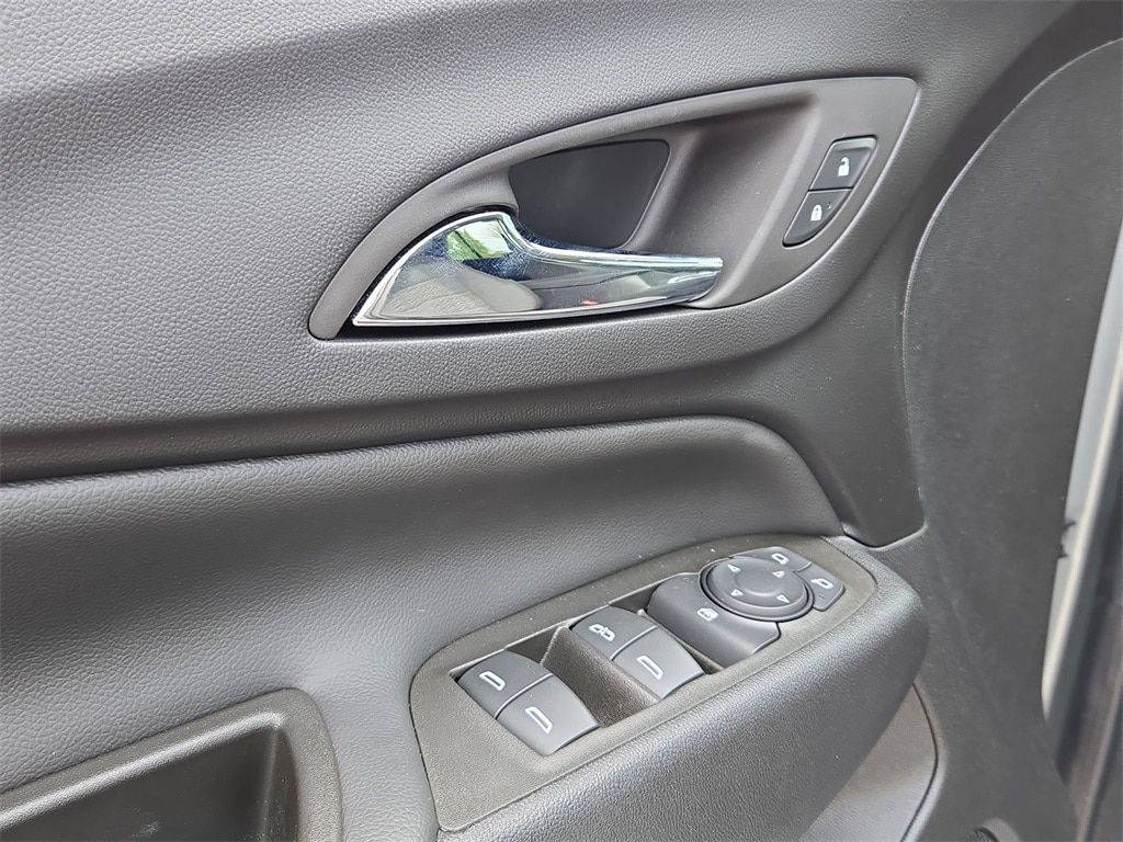 2023 CHEVROLET EQUINOX - Image 28