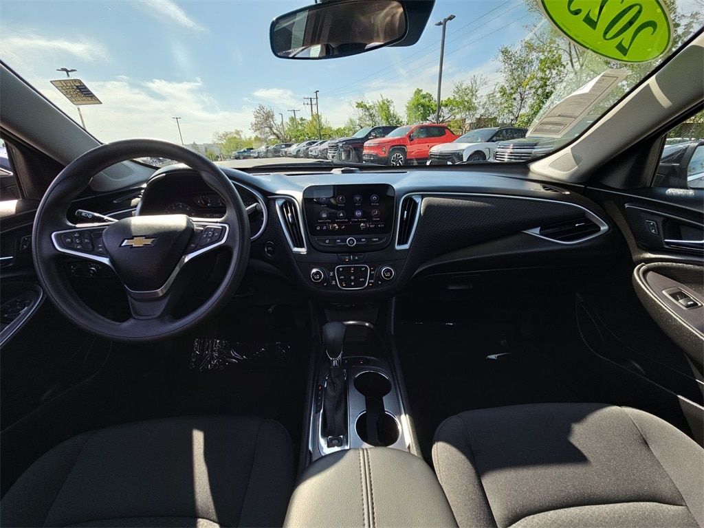 2023 CHEVROLET MALIBU - Image 10