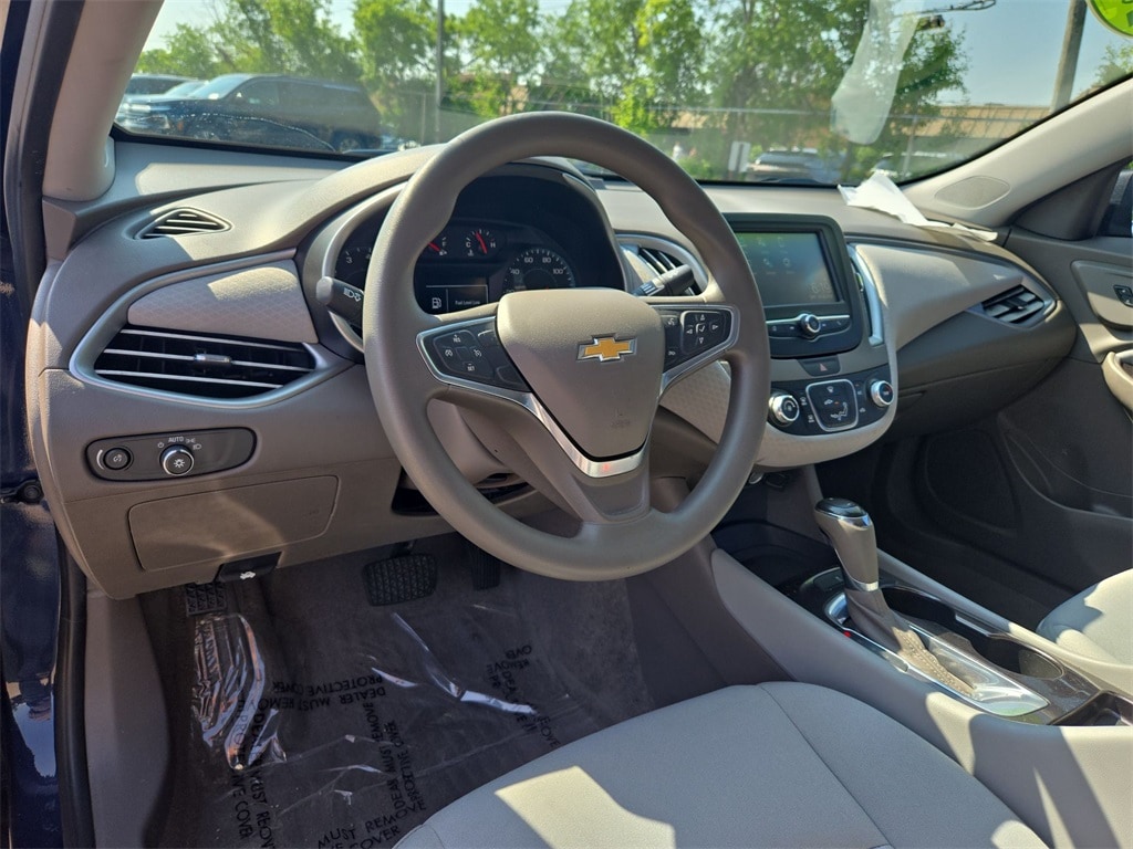 2018 CHEVROLET MALIBU - Image 16
