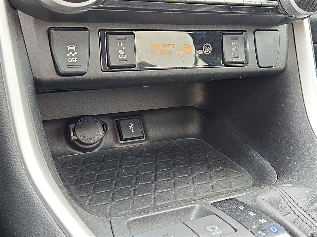 2022 TOYOTA RAV4 - Image 41