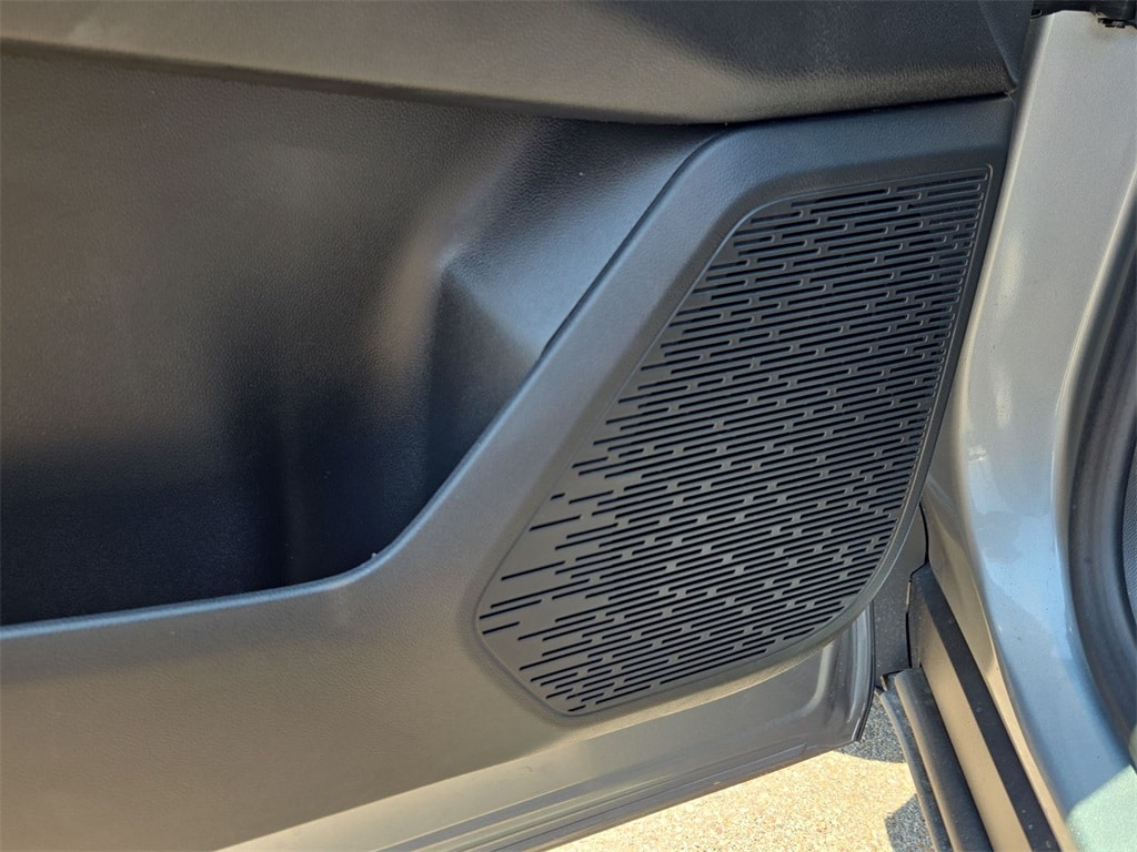 2025 Chevrolet Equinox LT - Photo 30