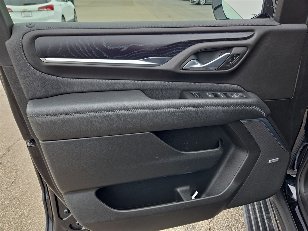 2022 GMC YUKON - Image 23