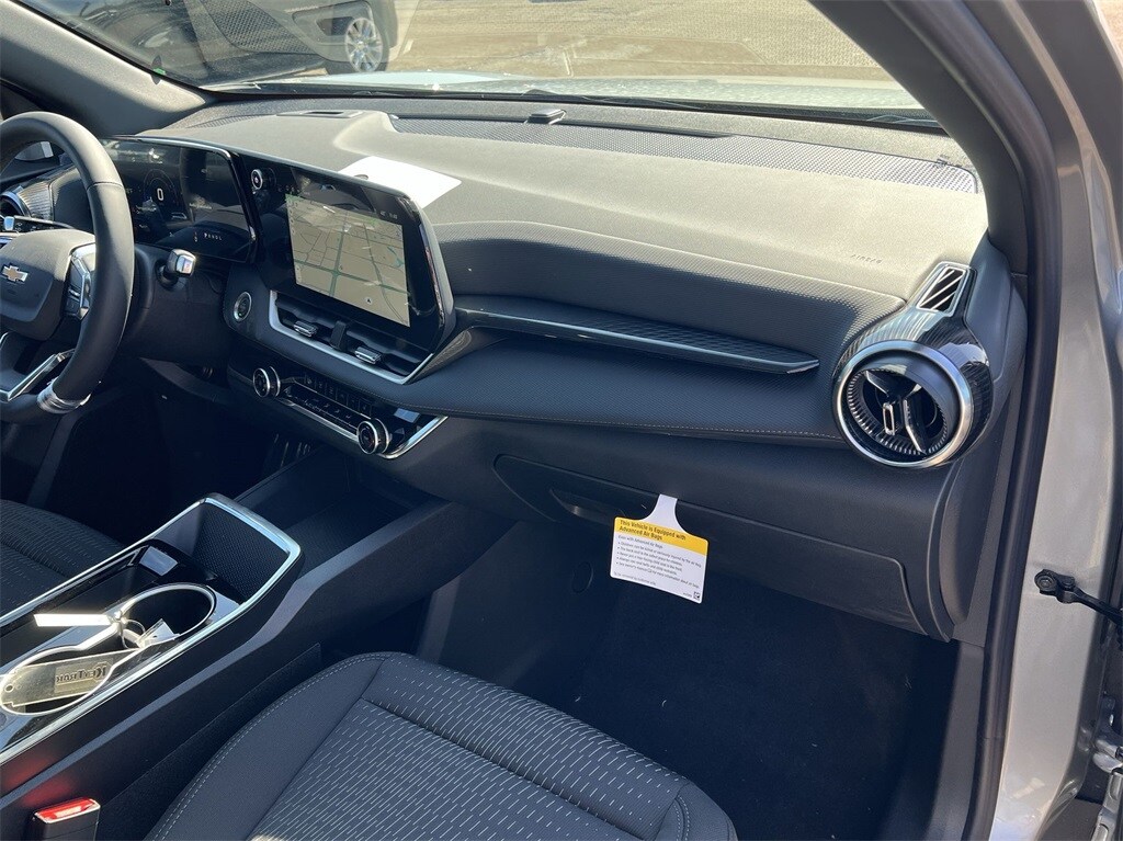 2025 Chevrolet Equinox LT - Photo 29
