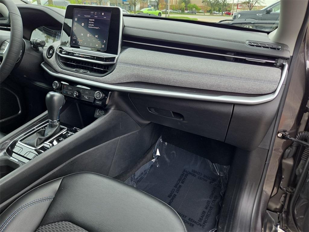 2022 JEEP COMPASS - Image 27