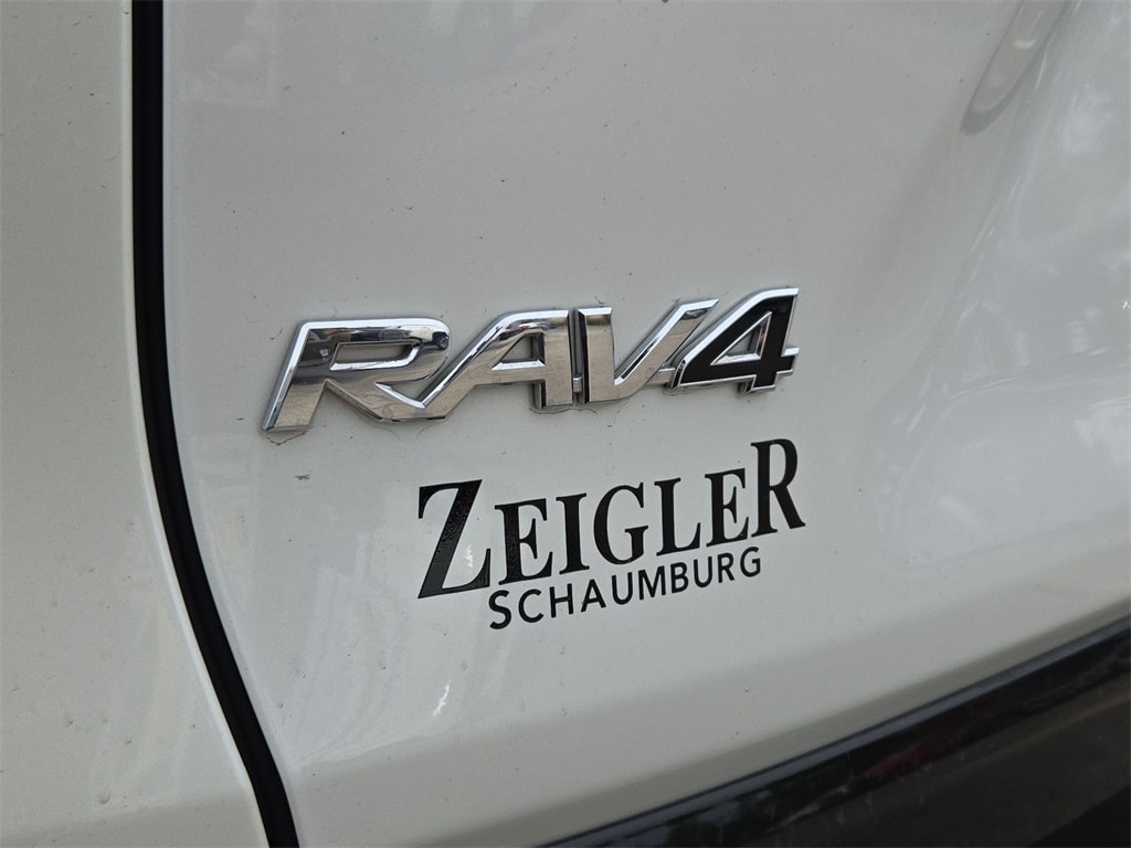 2022 TOYOTA RAV4 - Image 38