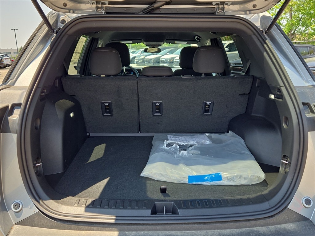 2025 Chevrolet Equinox LT - Photo 32