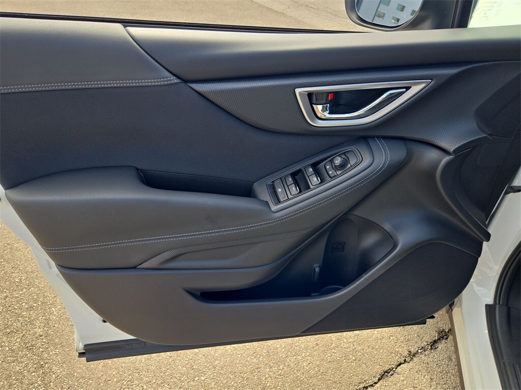 2022 SUBARU FORESTER - Image 28