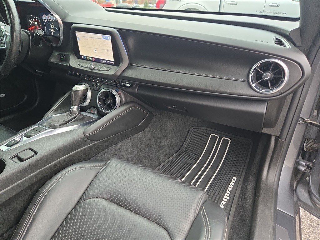 2021 CHEVROLET CAMARO - Image 24