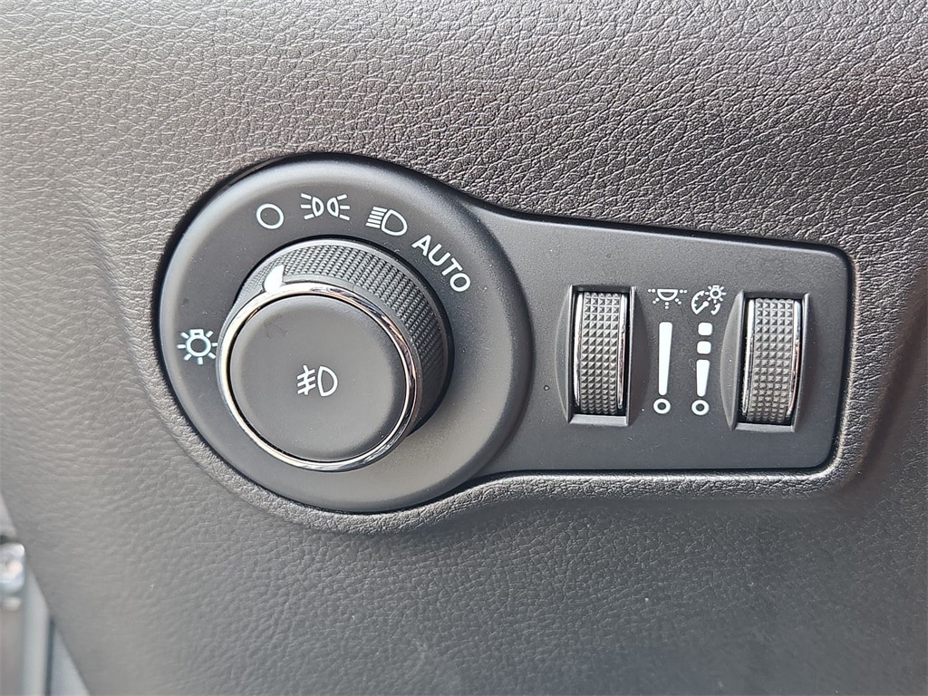 2022 JEEP COMPASS - Image 17