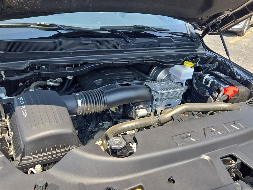 2024 RAM 1500 - Image 36