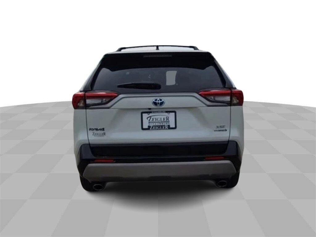 2022 TOYOTA RAV4 - Image 8