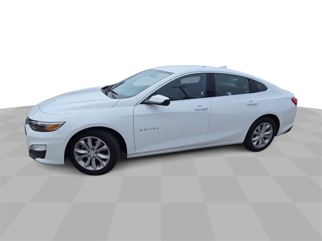 2023 Chevrolet Malibu 1LT photo 3