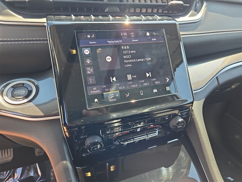 2022 JEEP GRAND CHEROKEE - Image 19