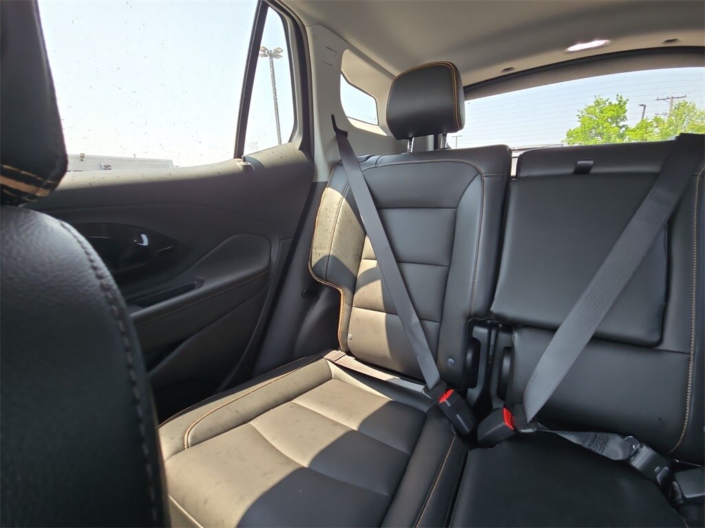 2024 GMC TERRAIN - Image 12