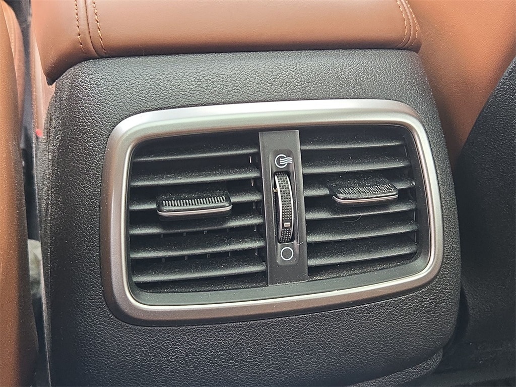 2019 KIA SORENTO - Image 22