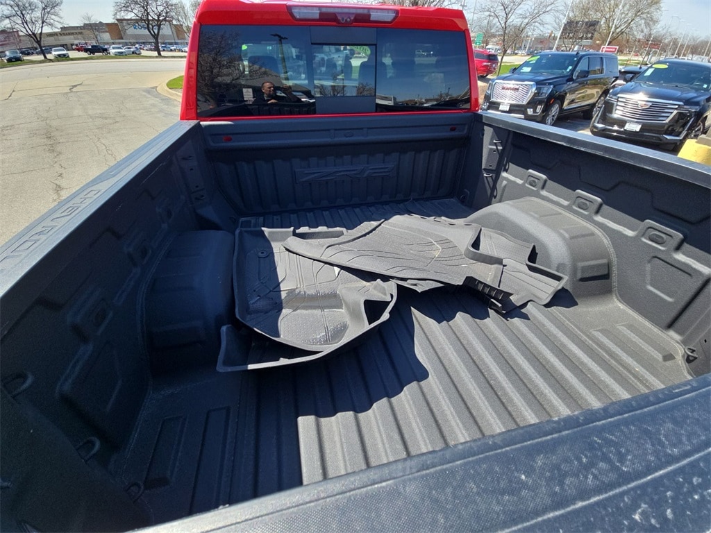 2023 CHEVROLET SILVERADO - Image 33