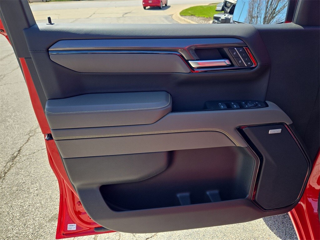 2023 CHEVROLET SILVERADO - Image 29