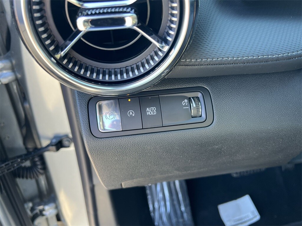2025 Chevrolet Equinox LT - Photo 18