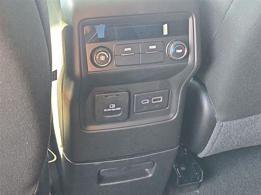 2023 GMC ACADIA - Image 20