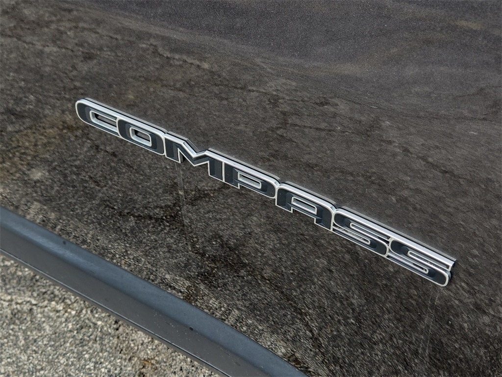 2022 JEEP COMPASS - Image 30