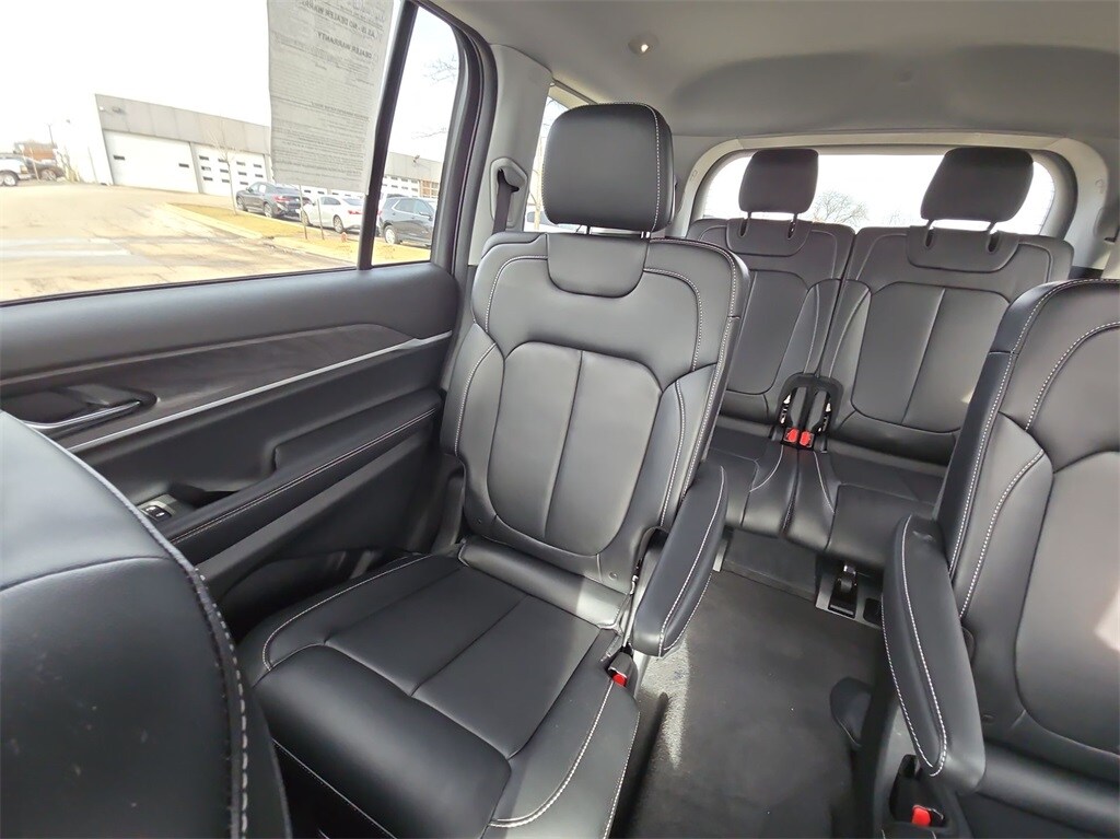 2021 JEEP GRAND CHEROKEE L - Image 12