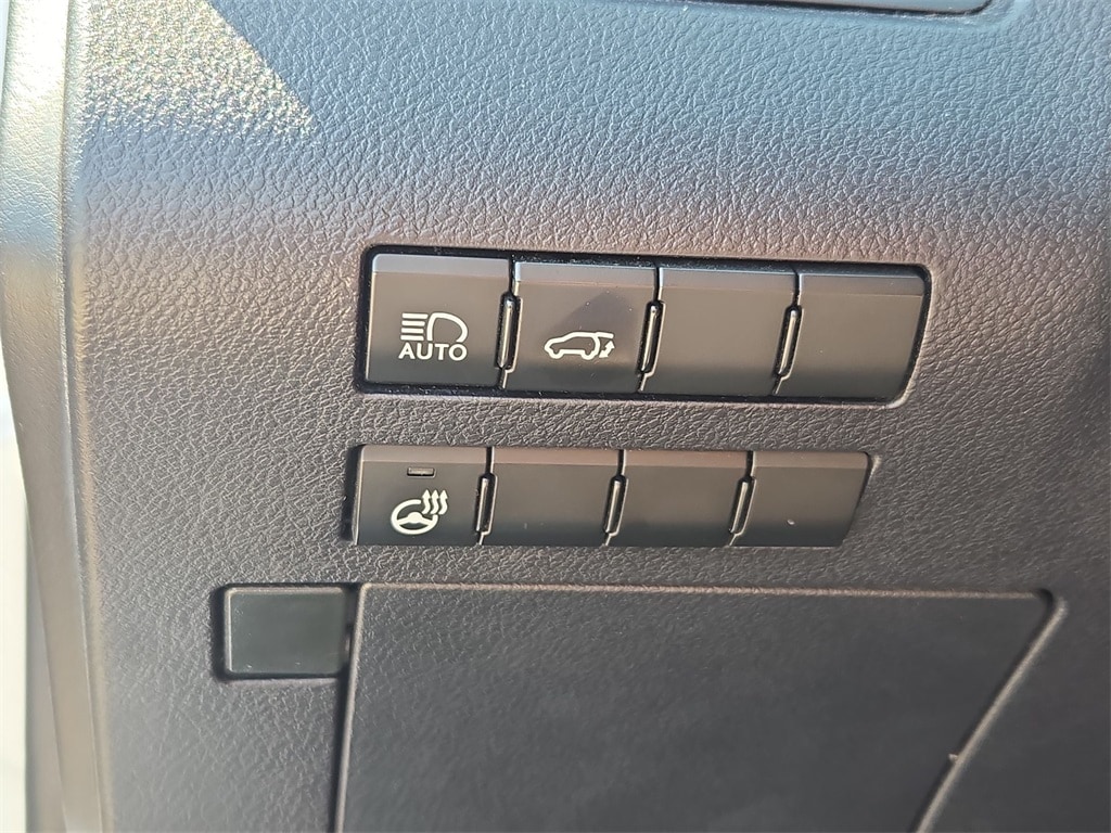 2017 LEXUS RX - Image 24