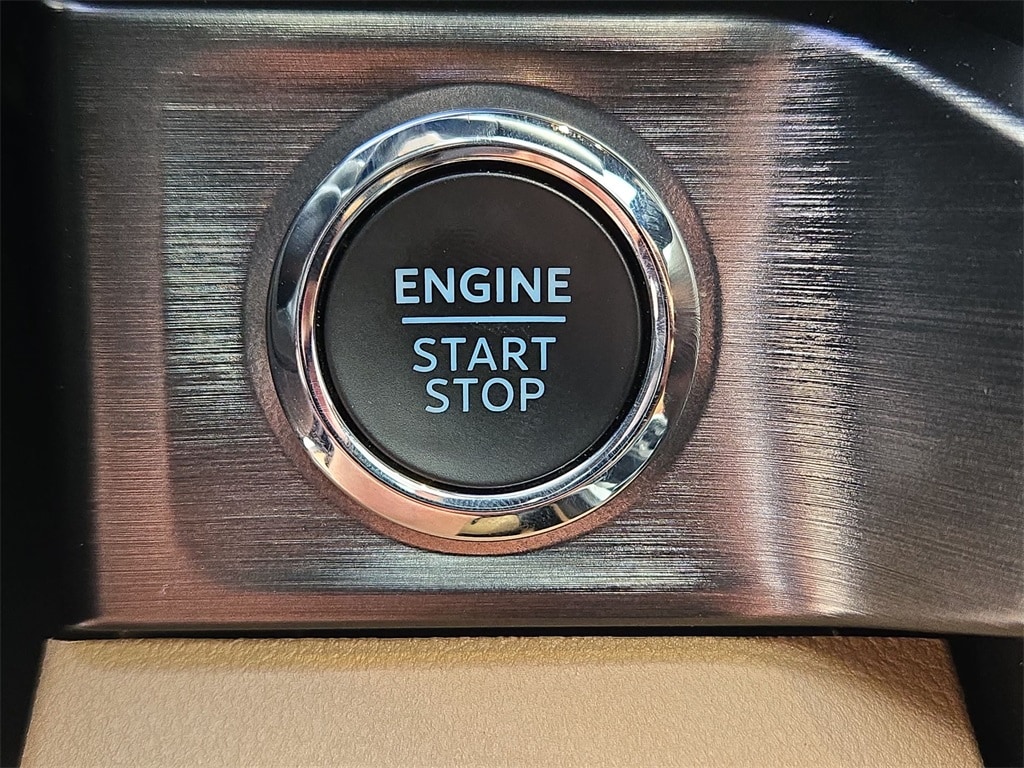 2023 FORD F-450 - Image 17