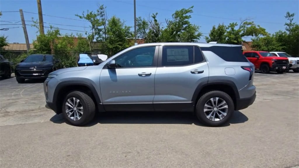 2025 Chevrolet Equinox LT - Photo 6