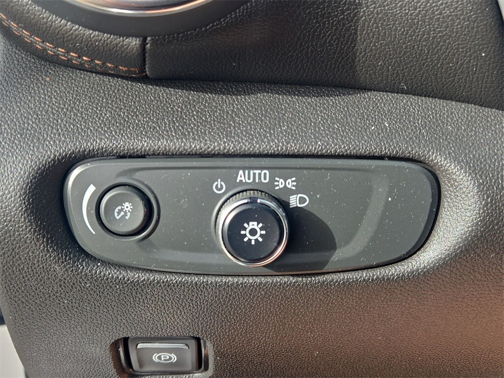 2022 CHEVROLET BLAZER - Image 18