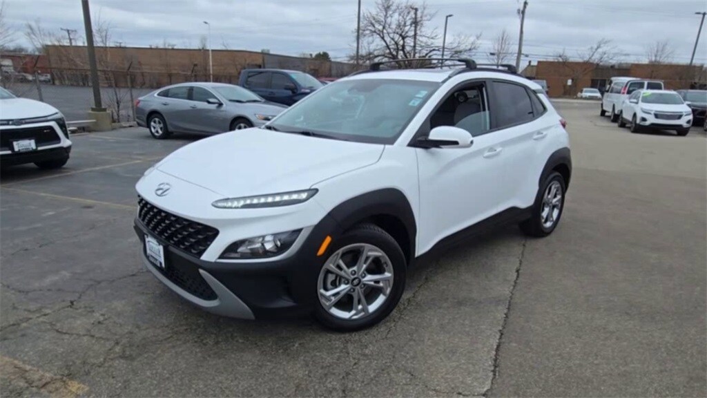 2022 Hyundai Kona SEL photo 4