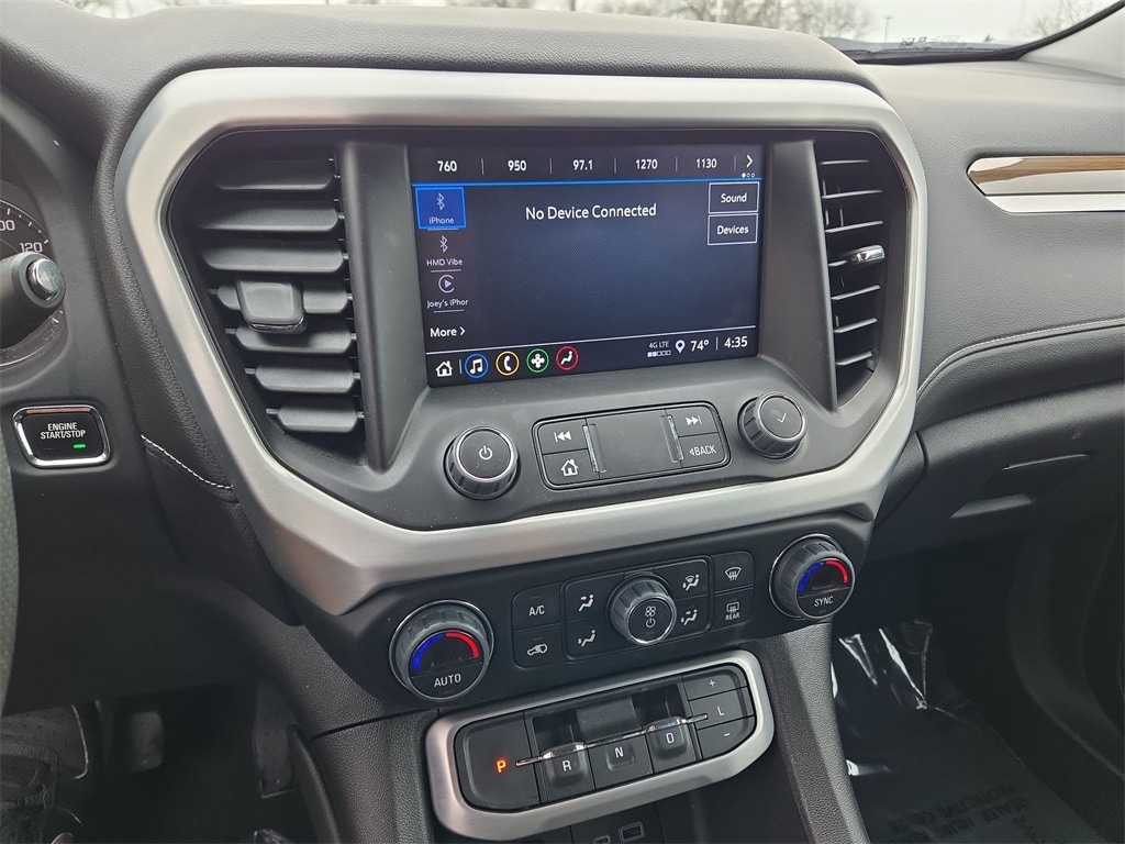 2023 GMC ACADIA - Image 13