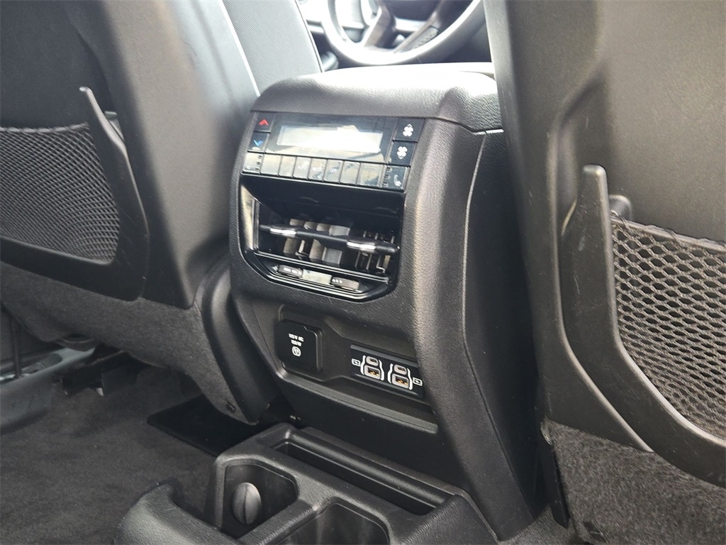 2022 JEEP GRAND CHEROKEE L - Image 35