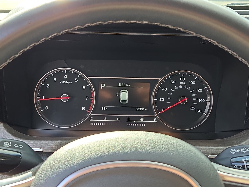 2022 KIA SORENTO - Image 17