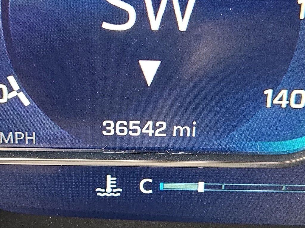 2022 CHEVROLET TAHOE - Image 18