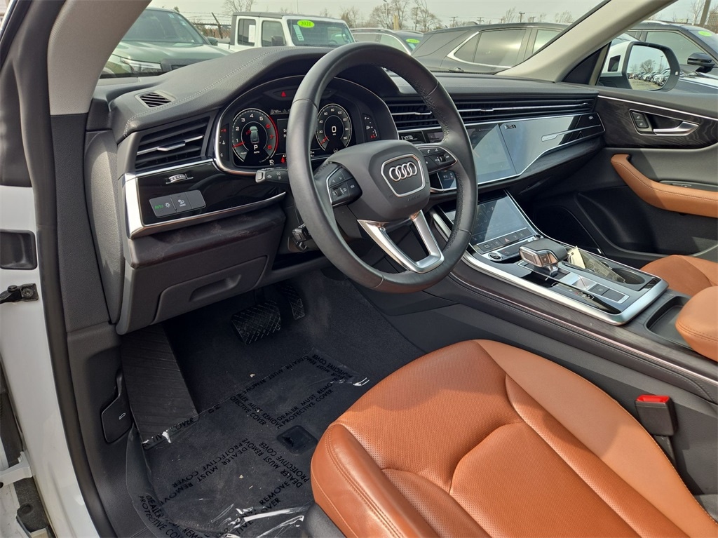 2023 AUDI Q8 - Image 16