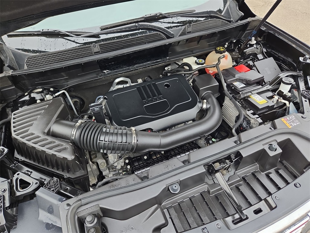 2023 GMC ACADIA - Image 27