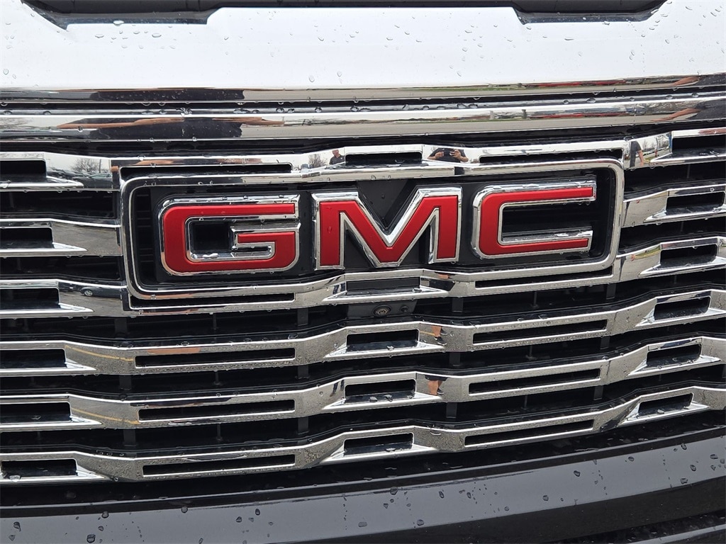 2023 GMC SIERRA - Image 32