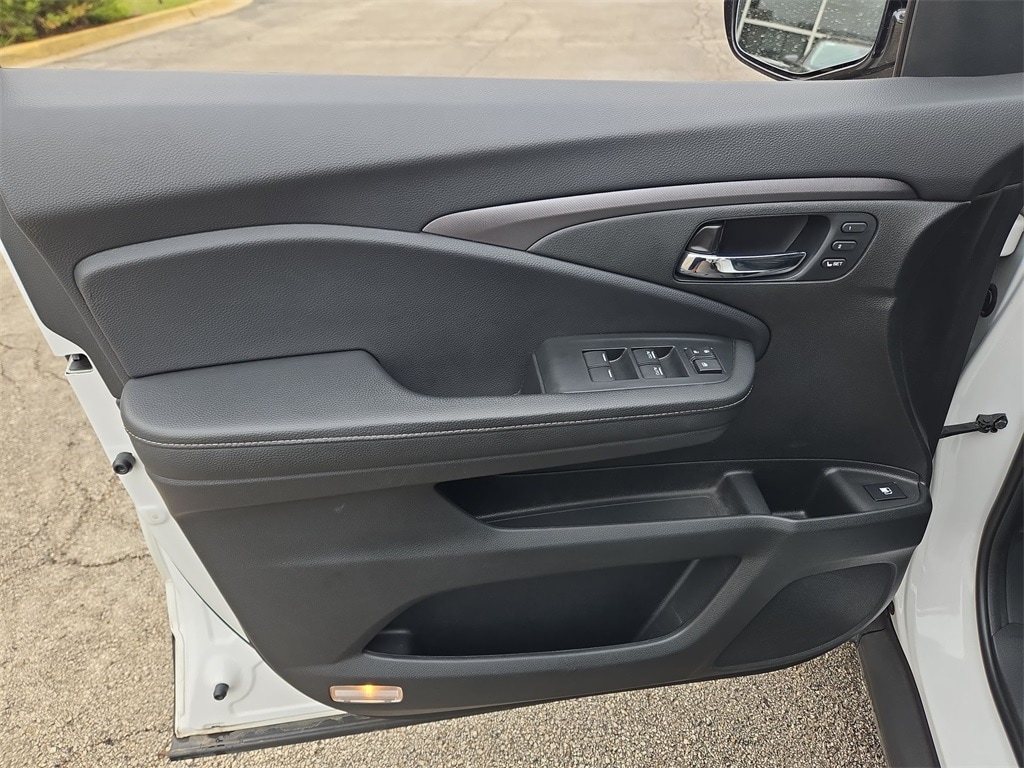 2023 HONDA RIDGELINE - Image 23