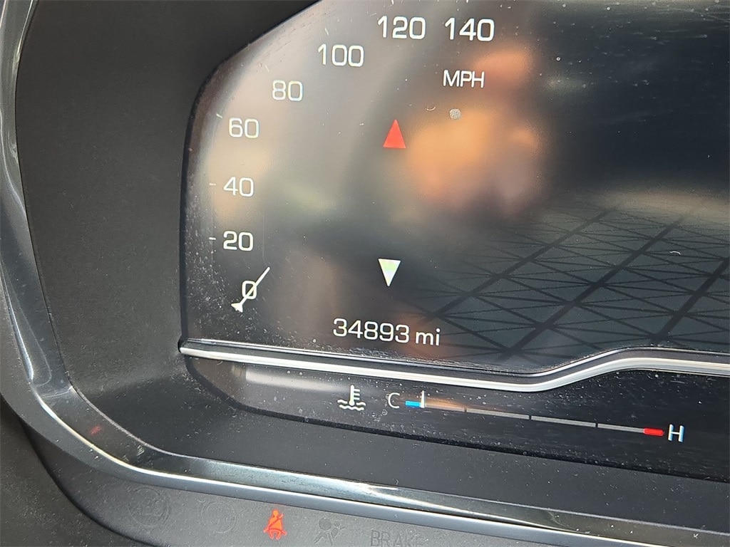 2022 GMC YUKON - Image 12