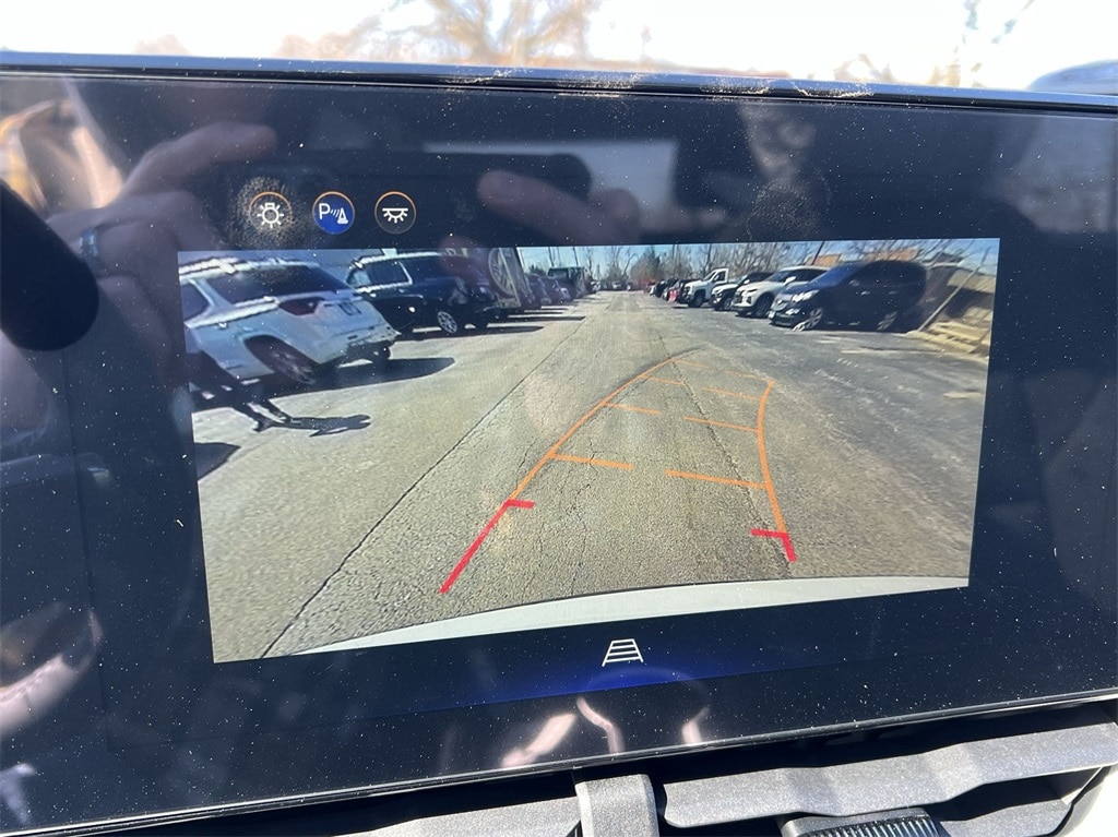 2025 Chevrolet Equinox LT - Photo 15