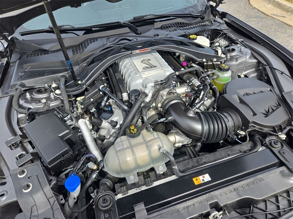 2021 FORD MUSTANG - Image 32