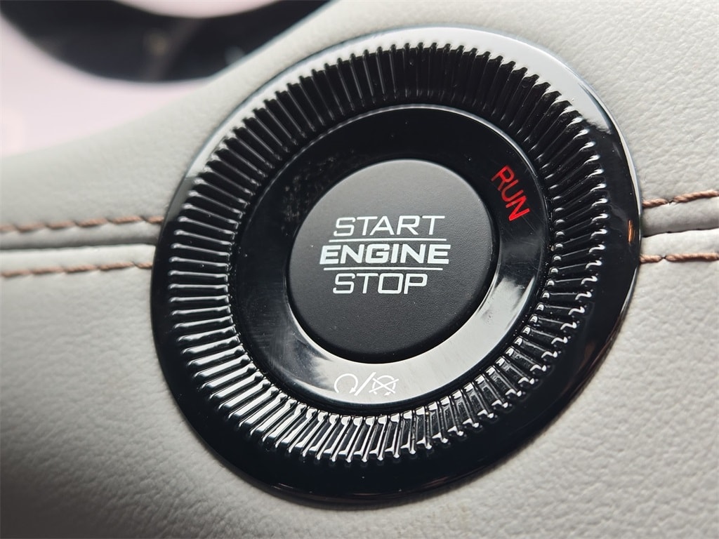 2022 JEEP COMPASS - Image 16