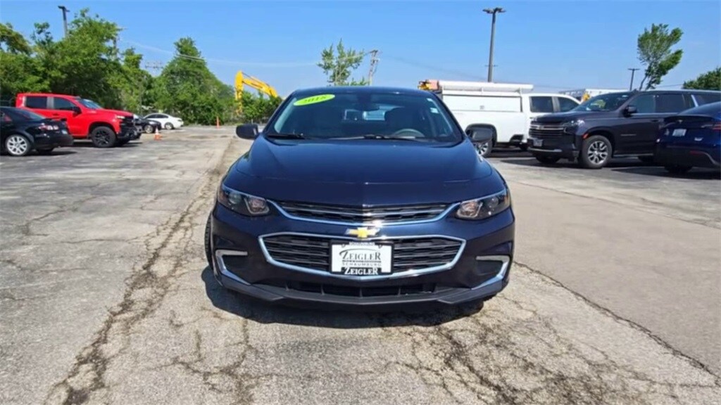 2018 Chevrolet Malibu photo 4
