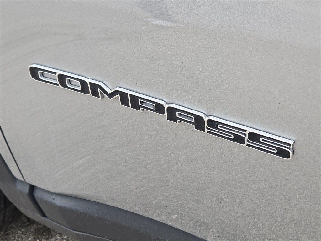 2022 JEEP COMPASS - Image 30